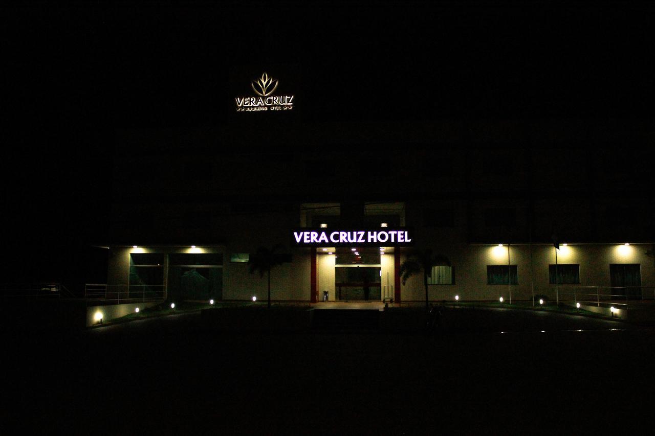 Vera Cruz Business Hotel Acailandia Exterior photo